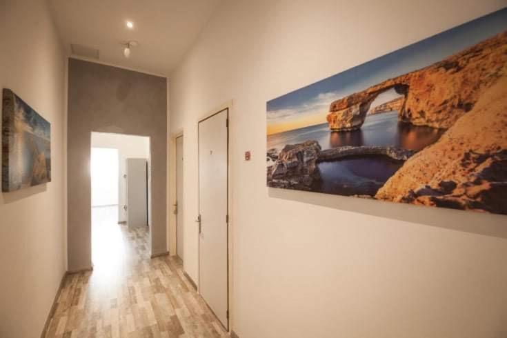 Book A Rest Malta Hostel Saint Julian's Exterior photo